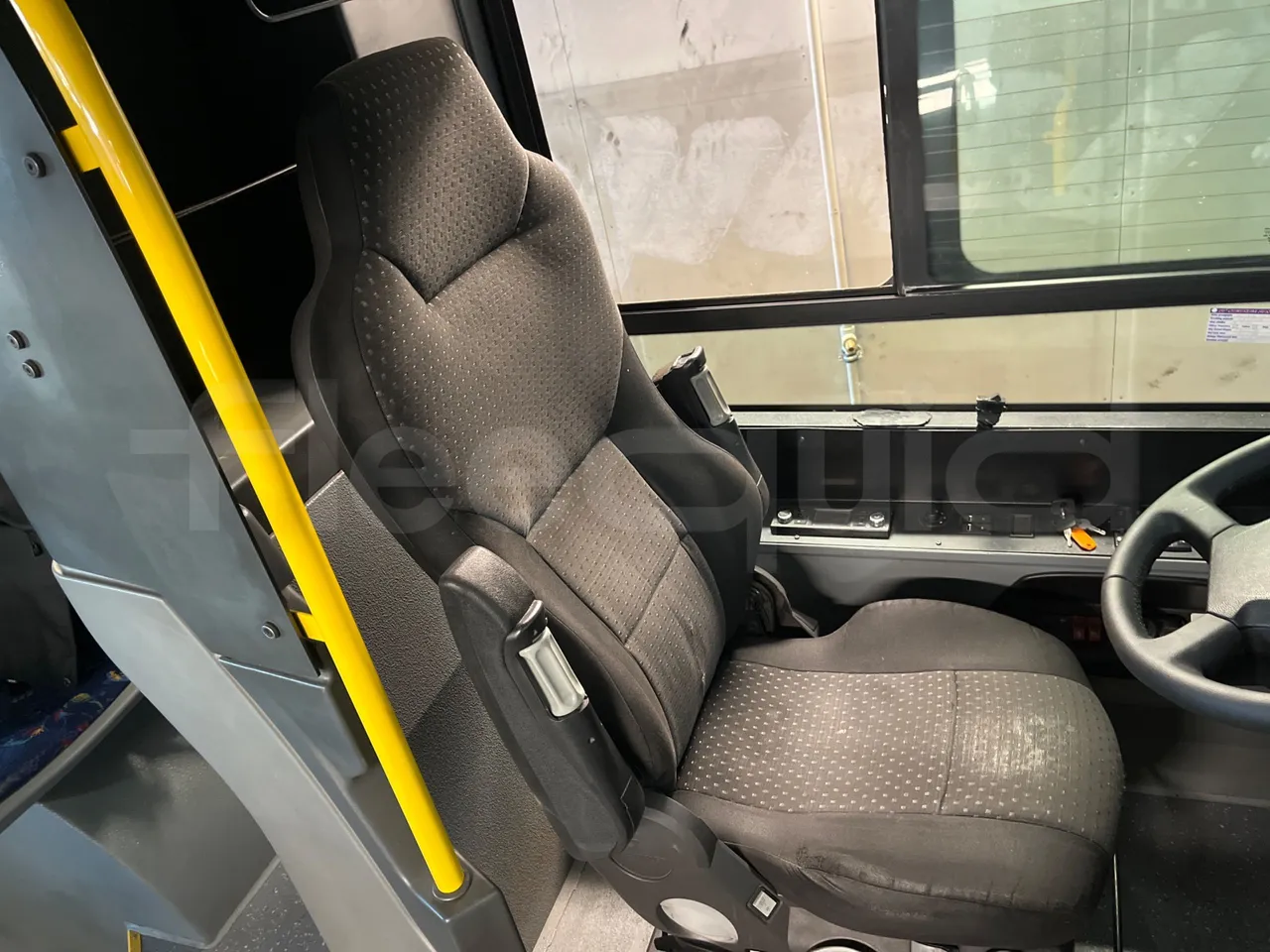 Mercedes-Benz Conecto 628881 - Euro6 - 220kW - 12.134mt - driver's seat photo