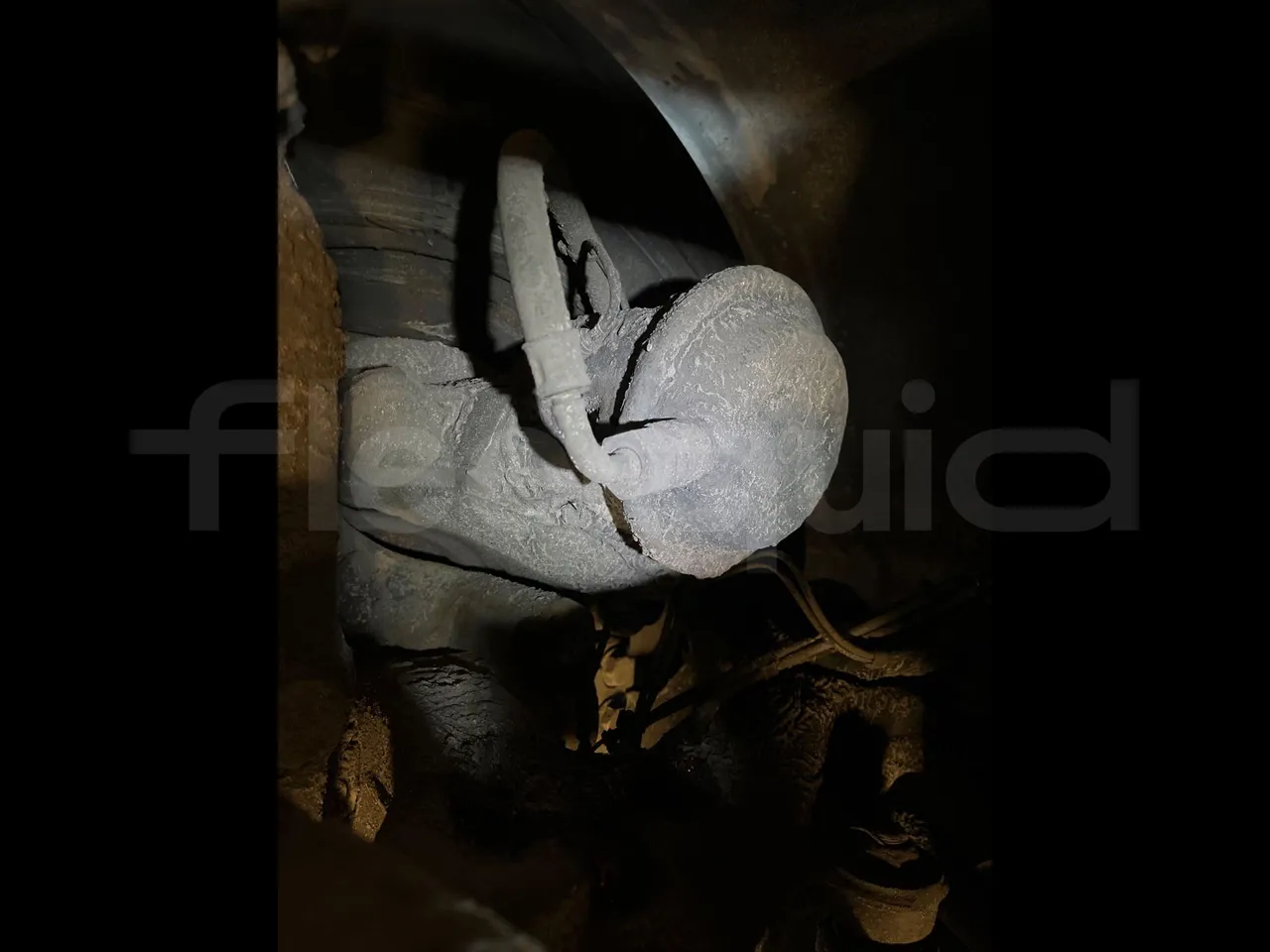 Mercedes-Benz Conecto 628881 - Euro6 - 220kW - 12.134mt - front brake calipers right