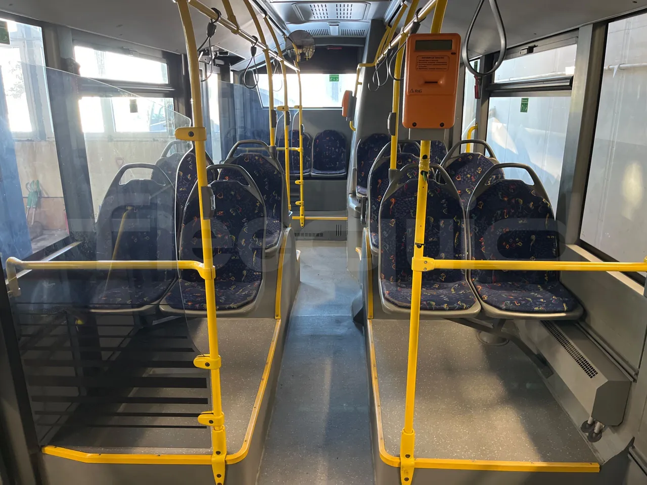 Mercedes-Benz Conecto 628881 - Euro6 - 220kW - 12.134mt - reverse view middle aisle