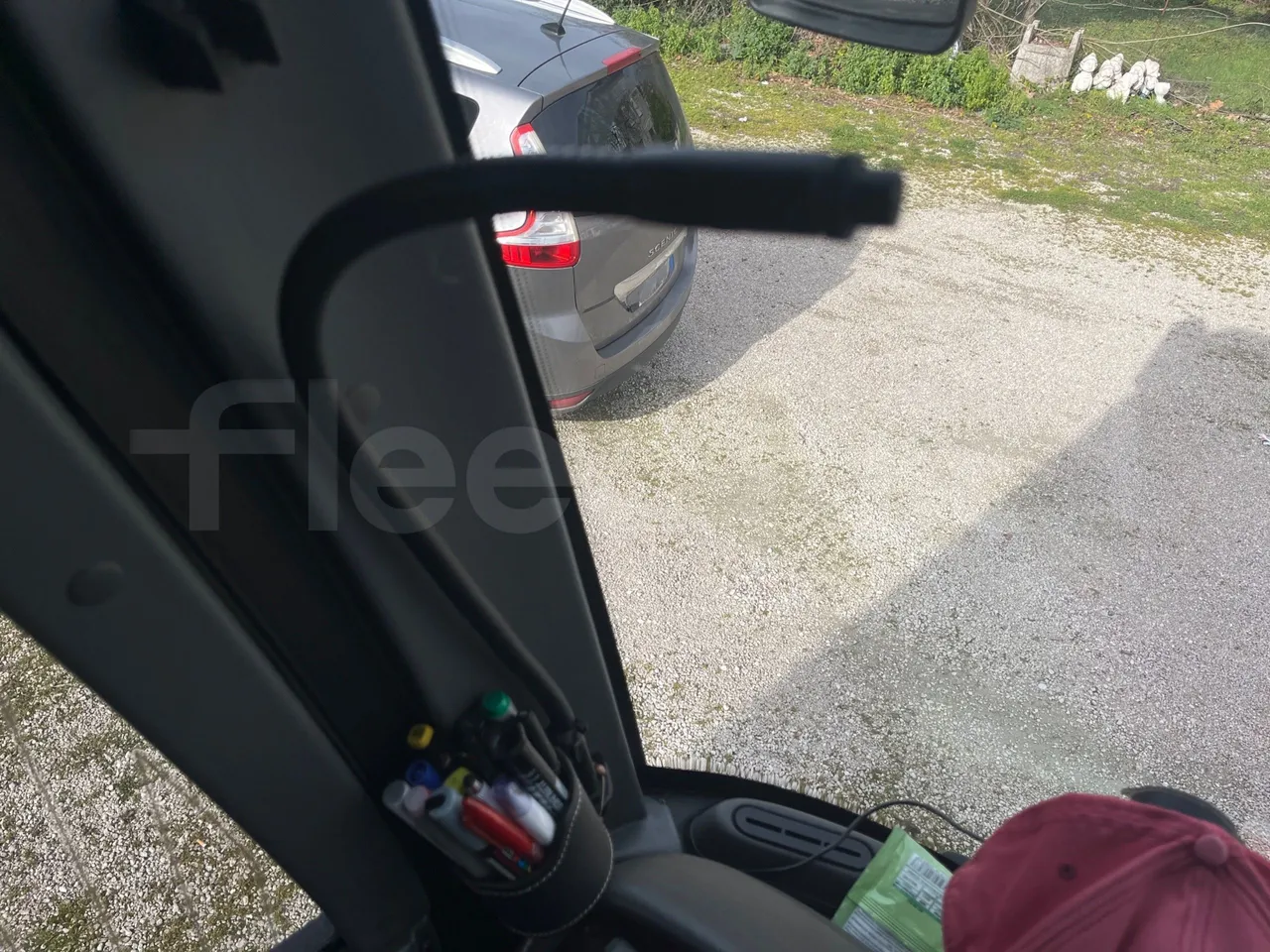 Volvo Barbi Genesis HDL V - Euro 3 - 309 kW - 12.230 mt - driver microphone accessories photo