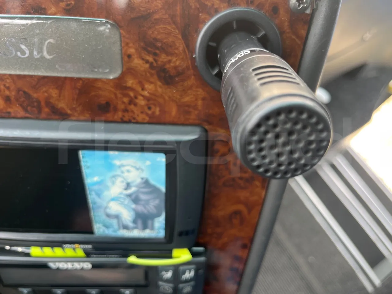 Volvo Barbi Genesis HDL V - Euro 3 - 309 kW - 12.230 mt - hostes microphone accessories photo