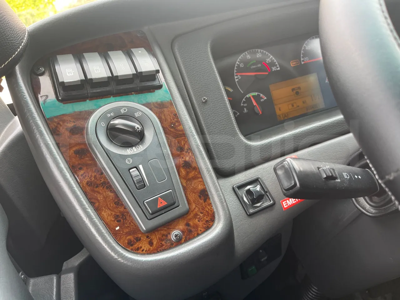 Volvo Barbi Genesis HDL V - Euro 3 - 309 kW - 12.230 mt - onboard devices 2