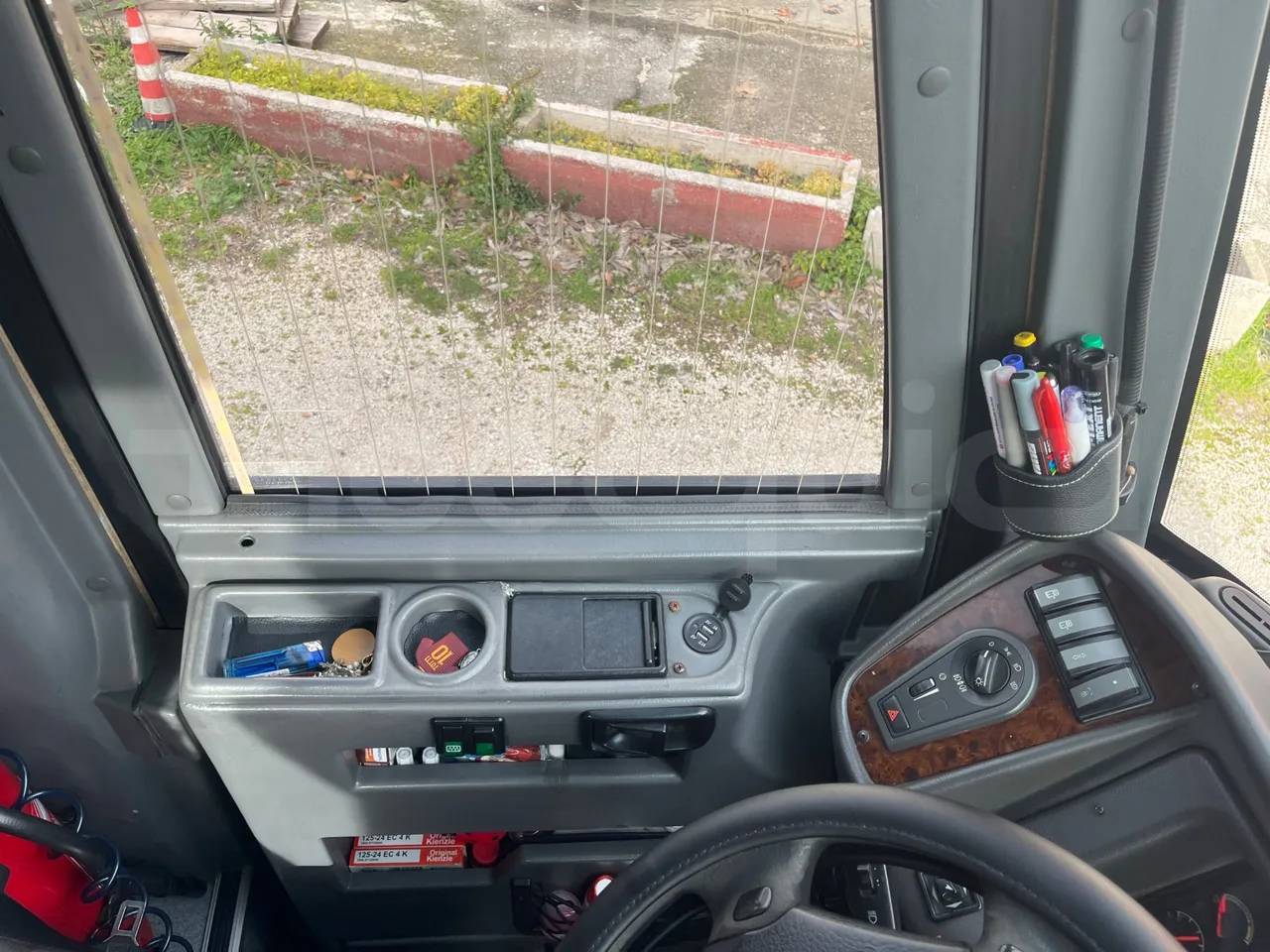 Volvo Barbi Genesis HDL V - Euro 3 - 309 kW - 12.230 mt - onboard devices 3