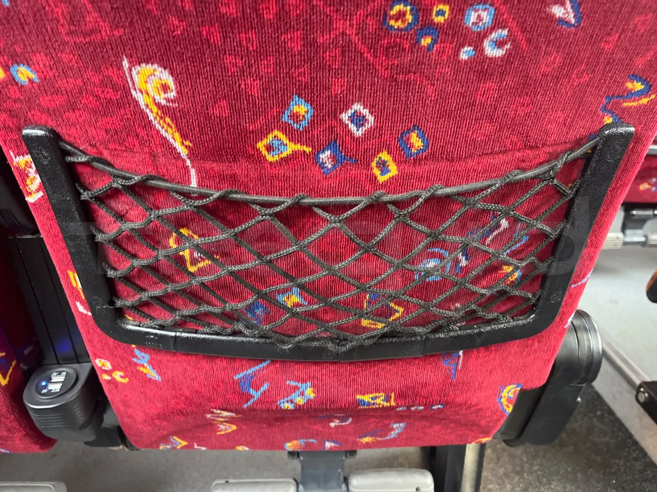 Volvo Barbi Genesis HDL V - Euro 3 - 309 kW - 12.230 mt - mesh detail photo