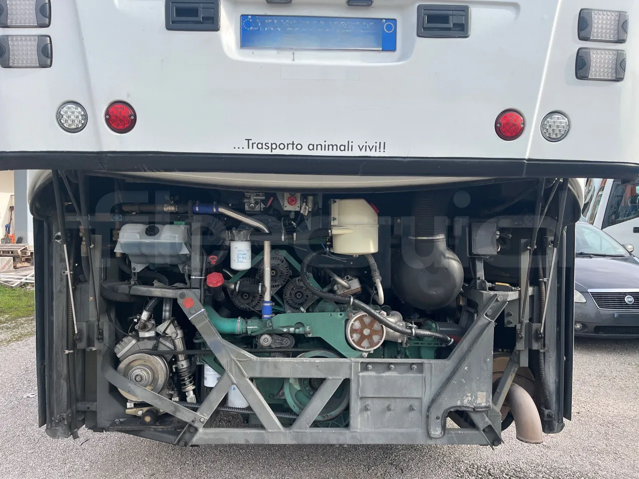 Volvo Barbi Genesis HDL V - Euro 3 - 309 kW - 12.230 mt - rear hatch open