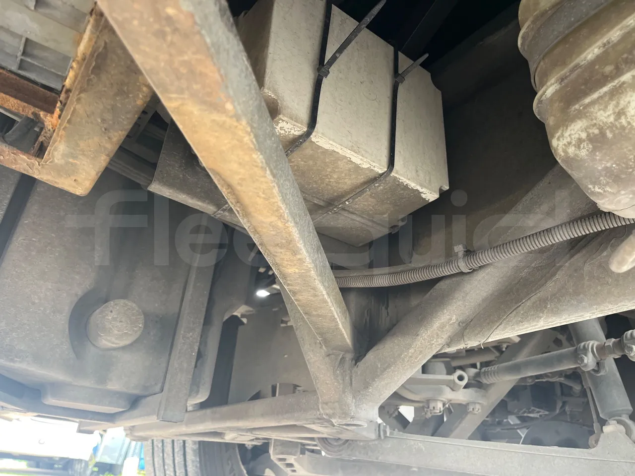 Volvo Barbi Genesis HDL V - Euro 3 - 309 kW - 12.230 mt - front axle central