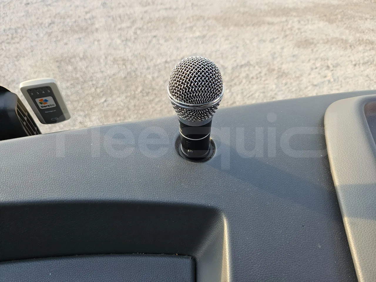 Mercedes-Benz Tourismo RHD-M - EURO 6 - 290kW - 13m - hostes microphone accessories photo