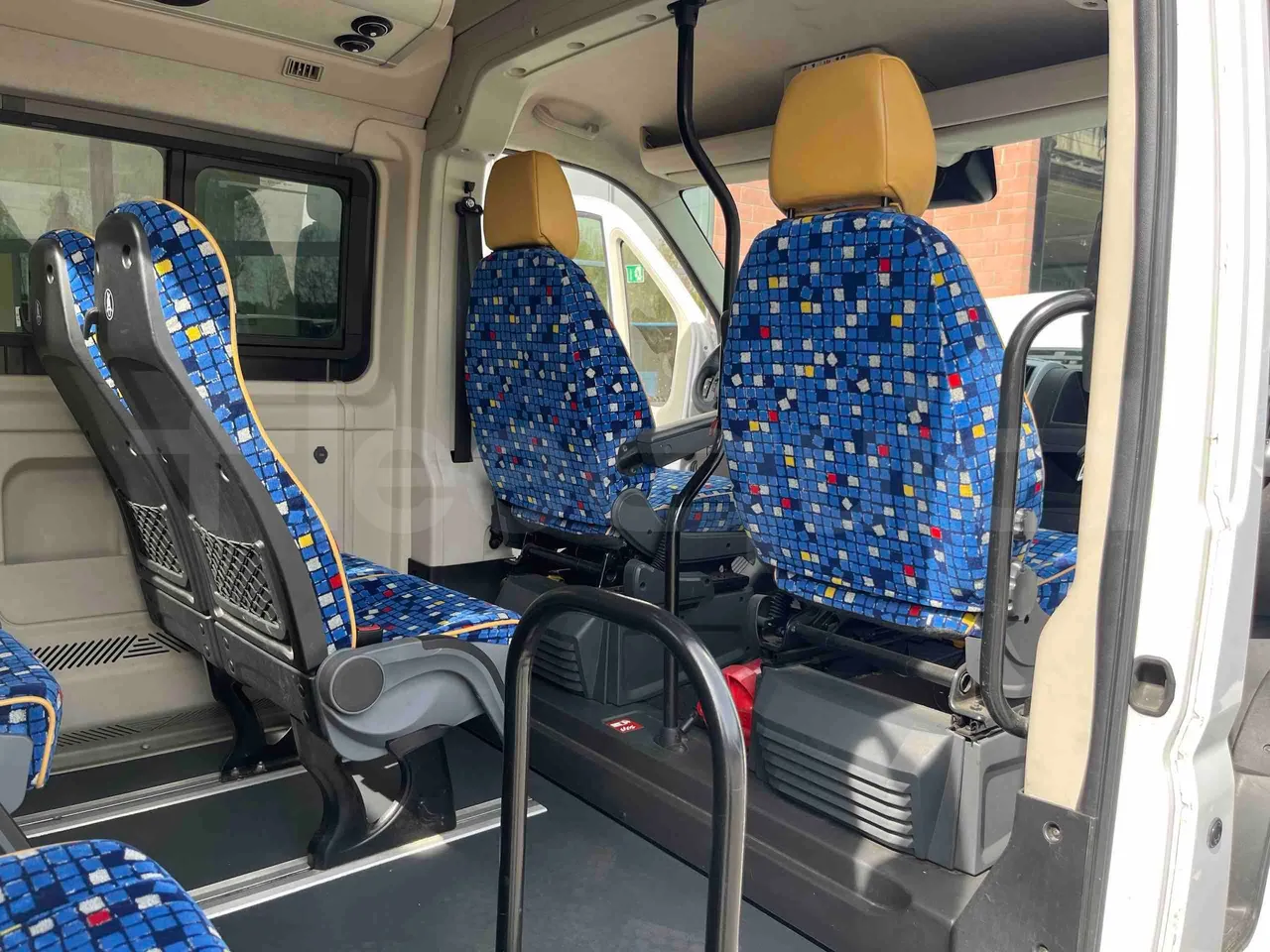 Mussa & Graziano 250MG2 HELMC - EUR6 - 130kW - 6.363m - folding seat photo