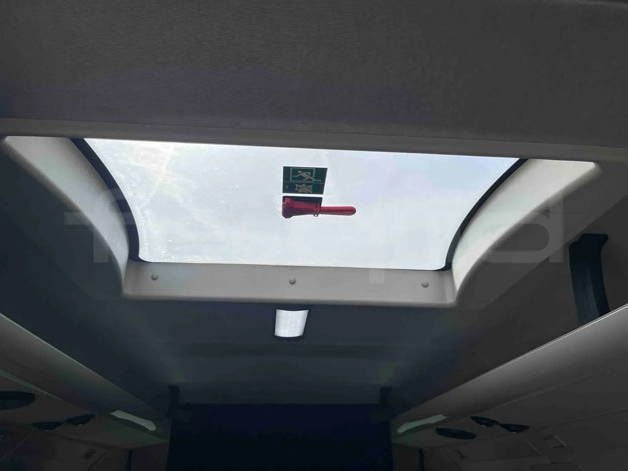 Mussa & Graziano 250MG2 HELMC - EUR6 - 130kW - 6.363m - roof hatch 1