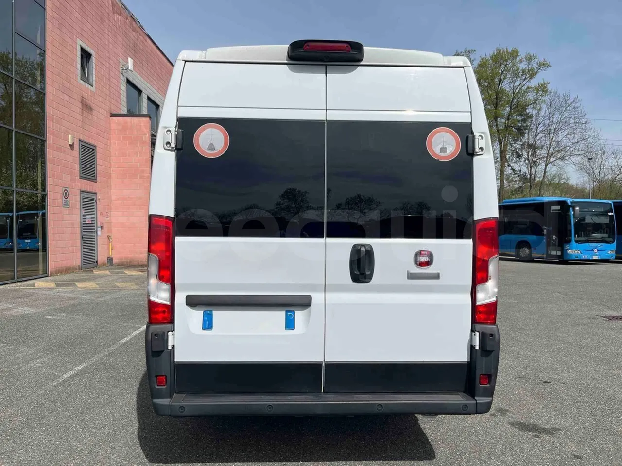 Mussa & Graziano 250MG2 HELMC - EUR6 - 130kW - 6.363m - rear hatch closed