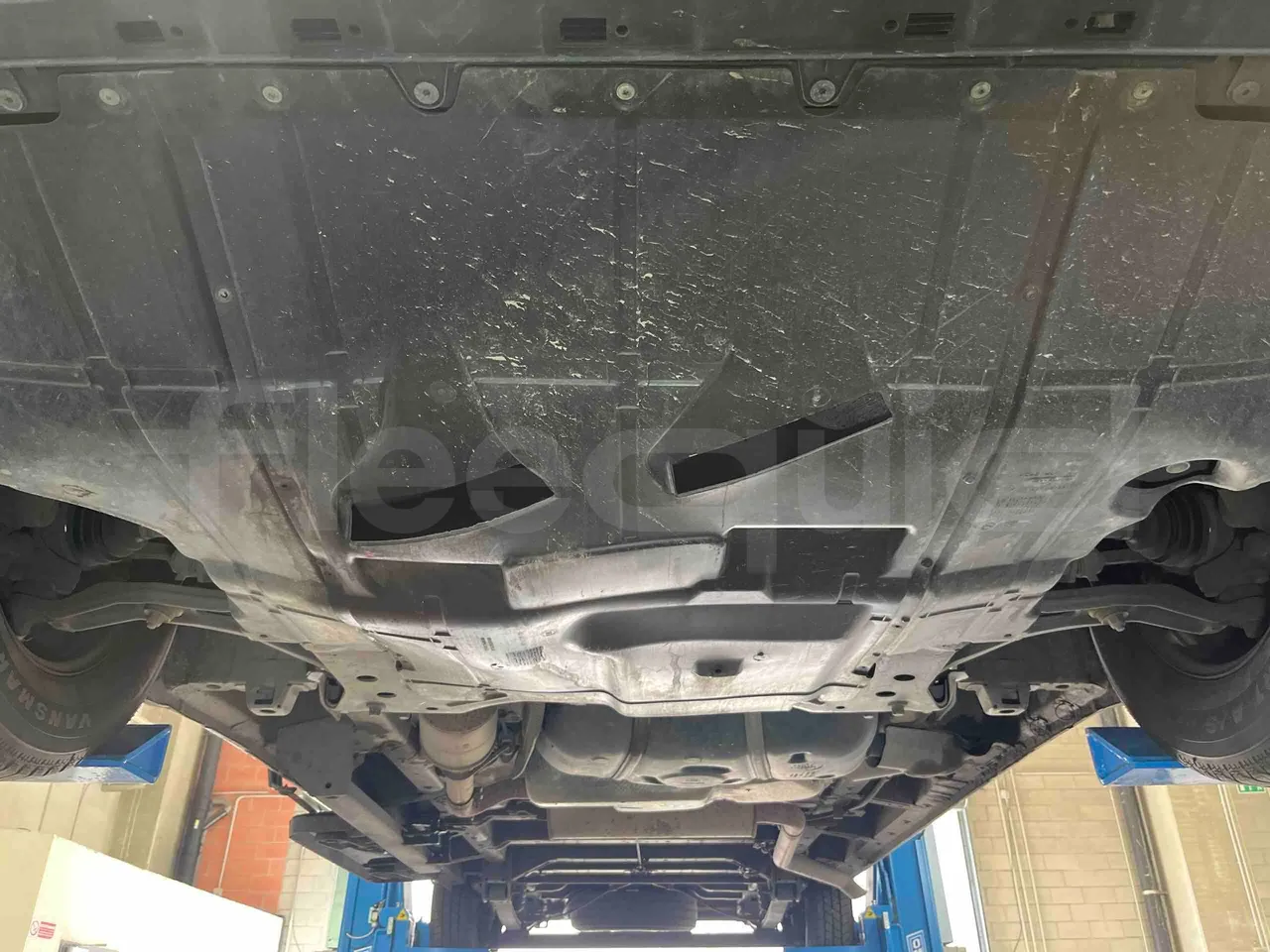 Mussa & Graziano 250MG2 HELMC - EUR6 - 130kW - 6.363m - front undercarriage from front