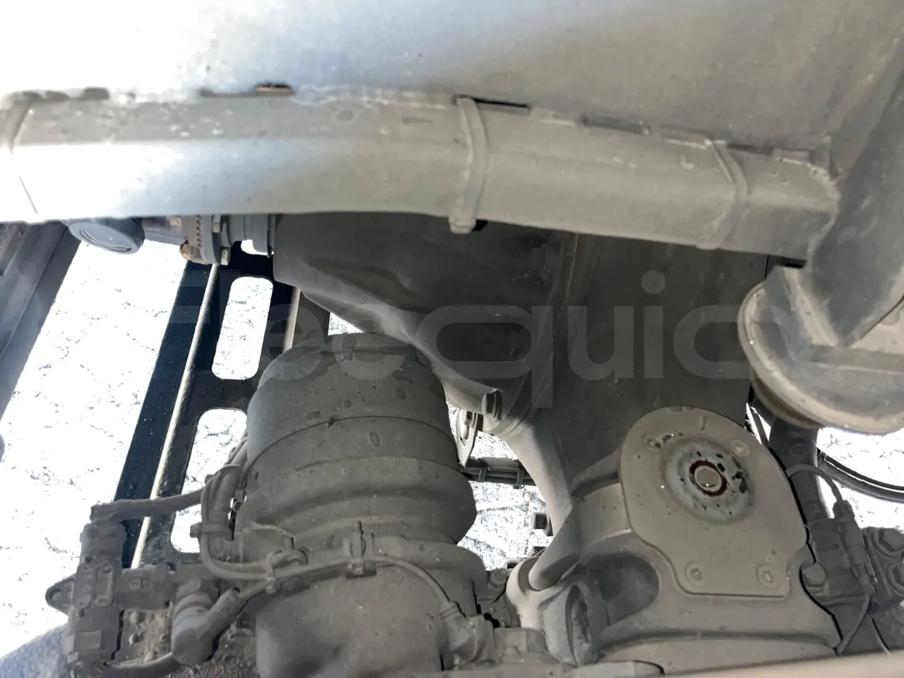 Mercedes-Benz Tourismo E16/2RHD-EUR6 -335kW -13.115m - axle 2 caliper brakes right