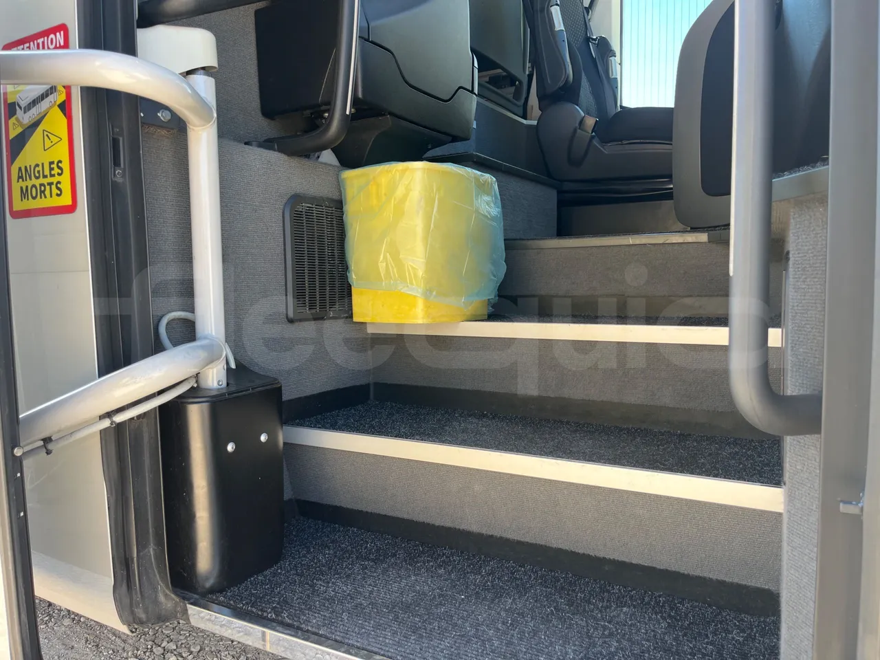 Mercedes-Benz Tourismo E16/2RHD-EUR6 -335kW -13.115m - door mechanism photo