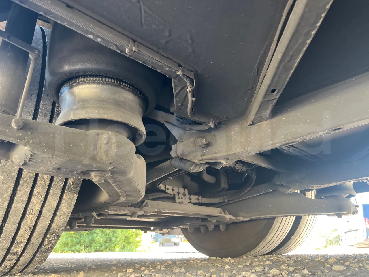 Mercedes-Benz Tourismo E16/2RHD-EUR6 -335kW -13.115m - axle 3 right side