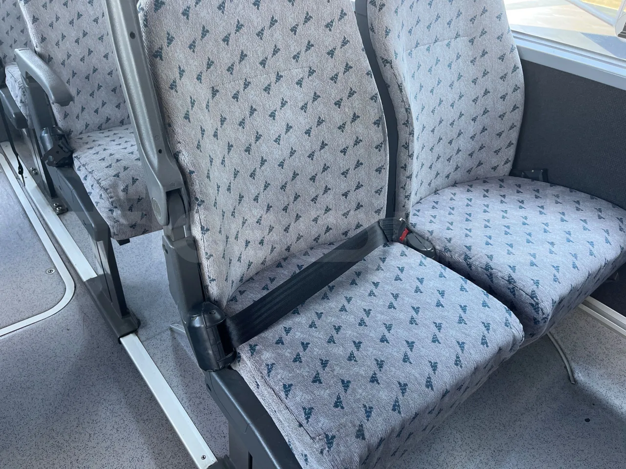Mercedes-Benz Integro 0550-EUR3-220kW-12m - central seat safety belt
