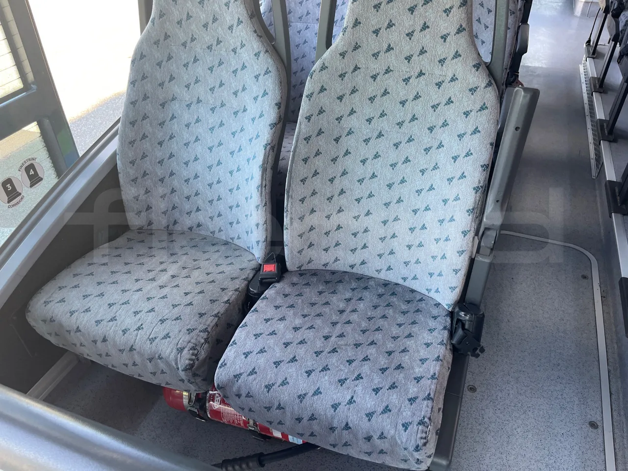 Mercedes-Benz Integro 0550-EUR3-220kW-12m - single seat detail