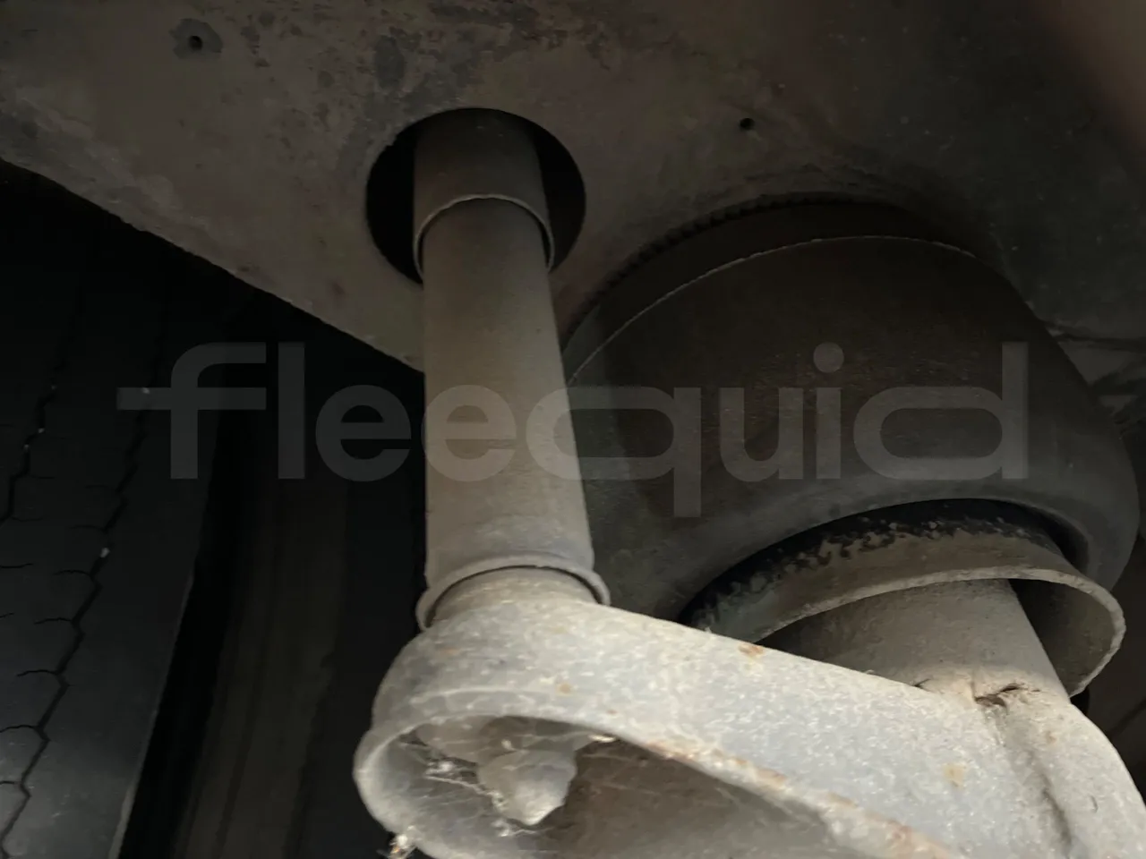 Mercedes-Benz Integro 0550-EUR3-220kW-12m - axle 2 shock absorbers 2 left