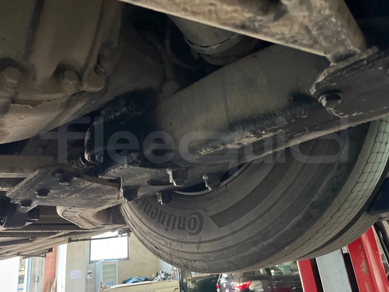 Mercedes-Benz Integro 0550-EUR3-220kW-12m - axle 3 left side