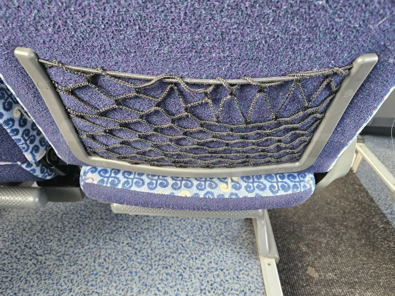 Mercedes-Benz Tourismo 15 RDH - EURO 4 - 300 kW - 12m -3,65 hight - mesh detail photo