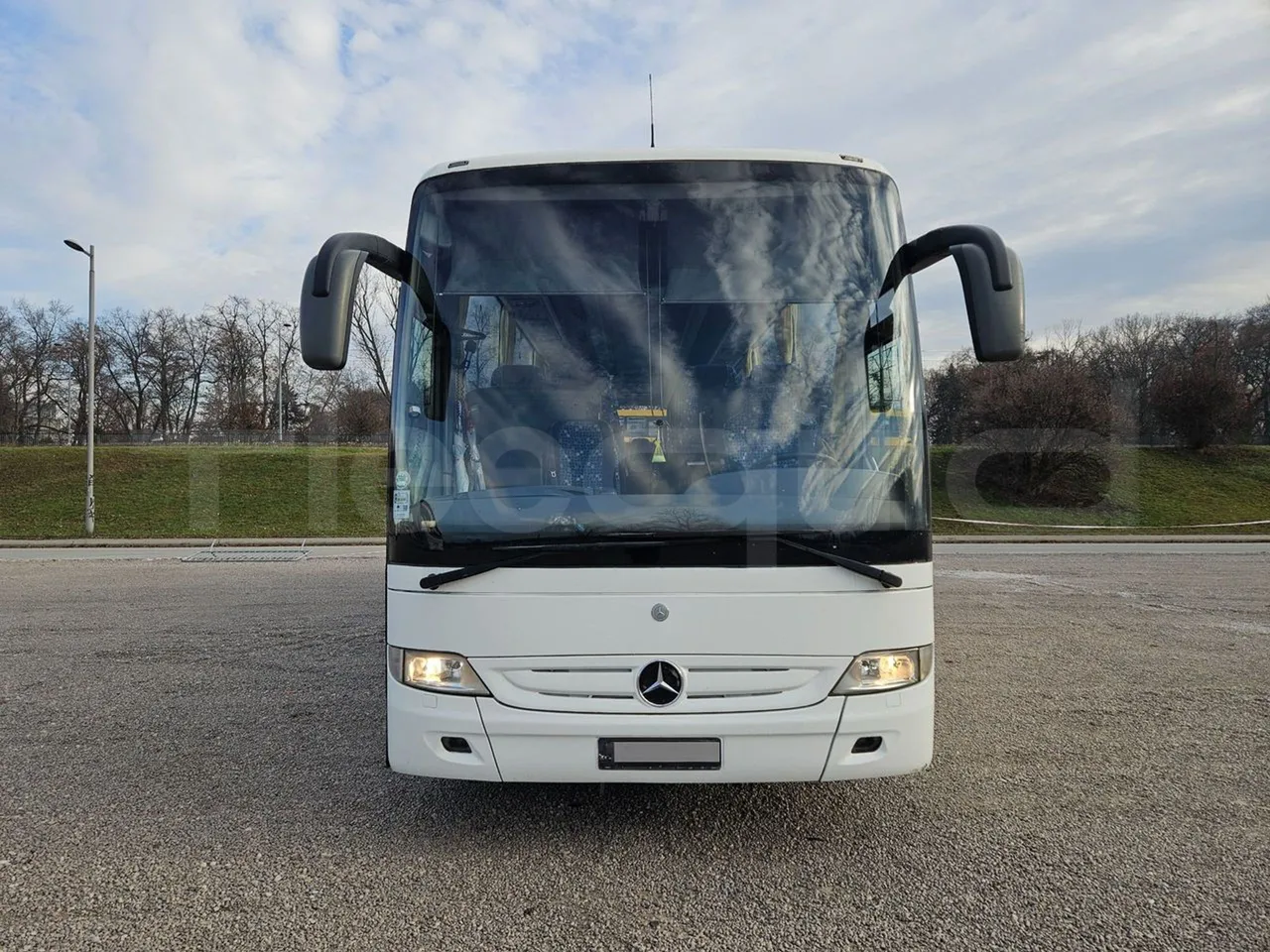 Mercedes-Benz Tourismo 15 RDH - EURO 4 - 300 kW - 12m -3,65 hight - front photo