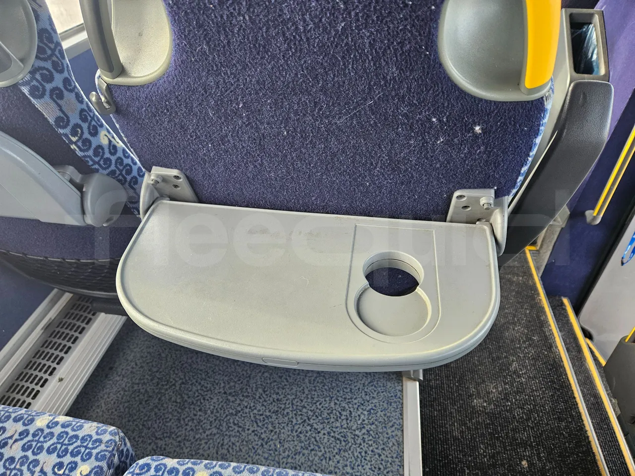 Mercedes-Benz Tourismo 15 RDH - EURO 4 - 300 kW - 12m -3,65 hight - table detail photo