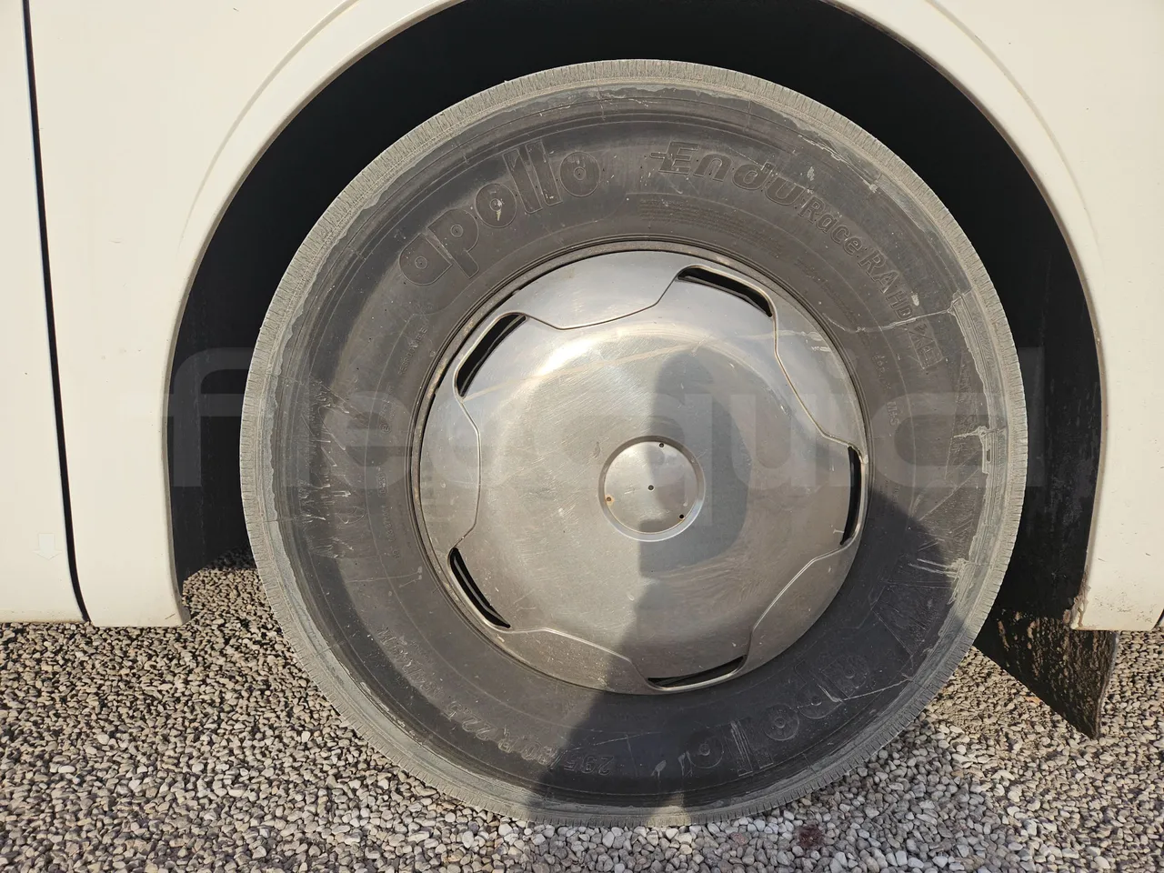 Mercedes-Benz Tourismo 15 RDH - EURO 4 - 300 kW - 12m -3,65 hight - front left tire measurements