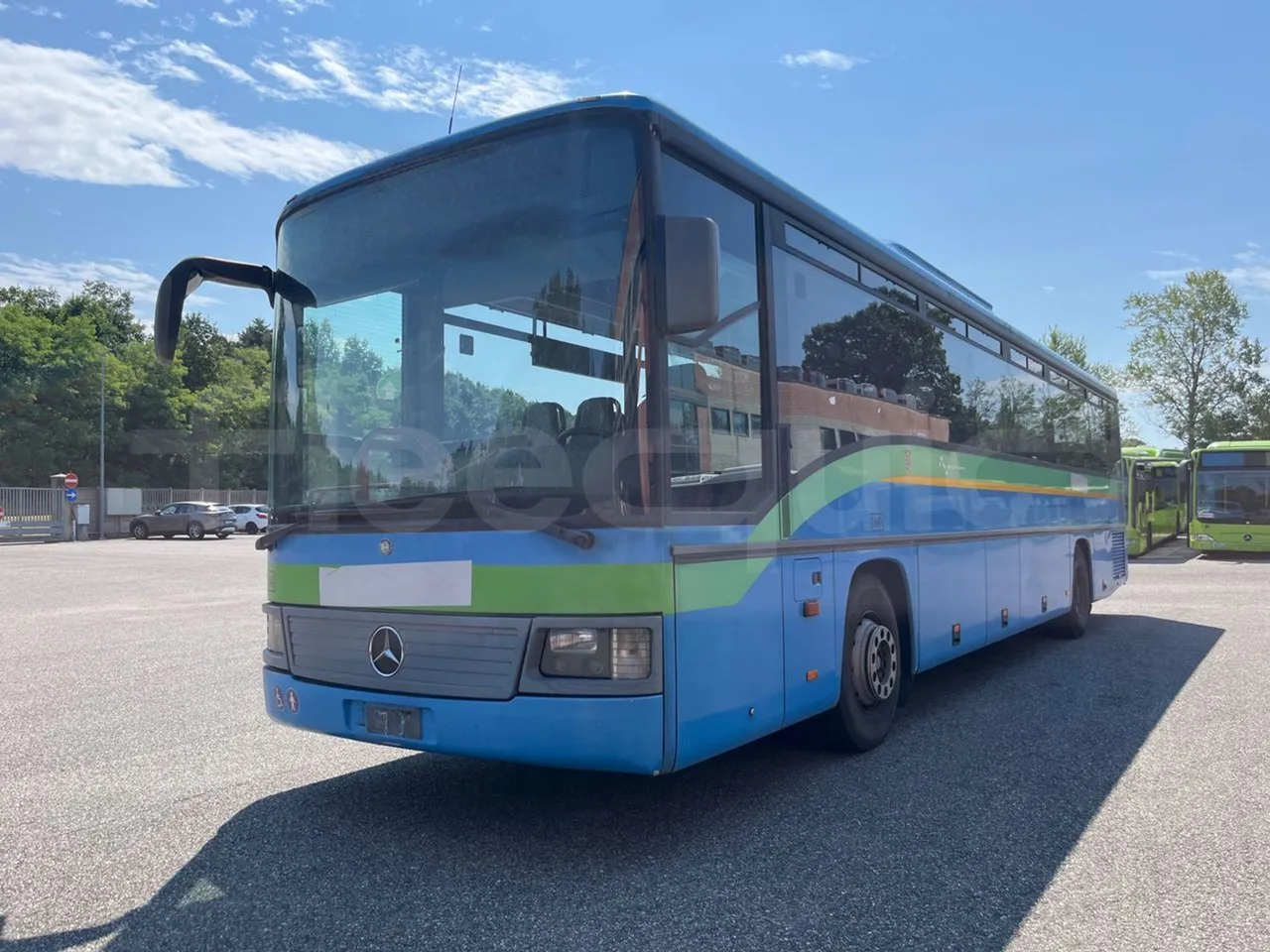 Mercedes-Benz Integro 0550-EUR3-220kW-12m - 3/4 front left (mandatory for bus to scrap)