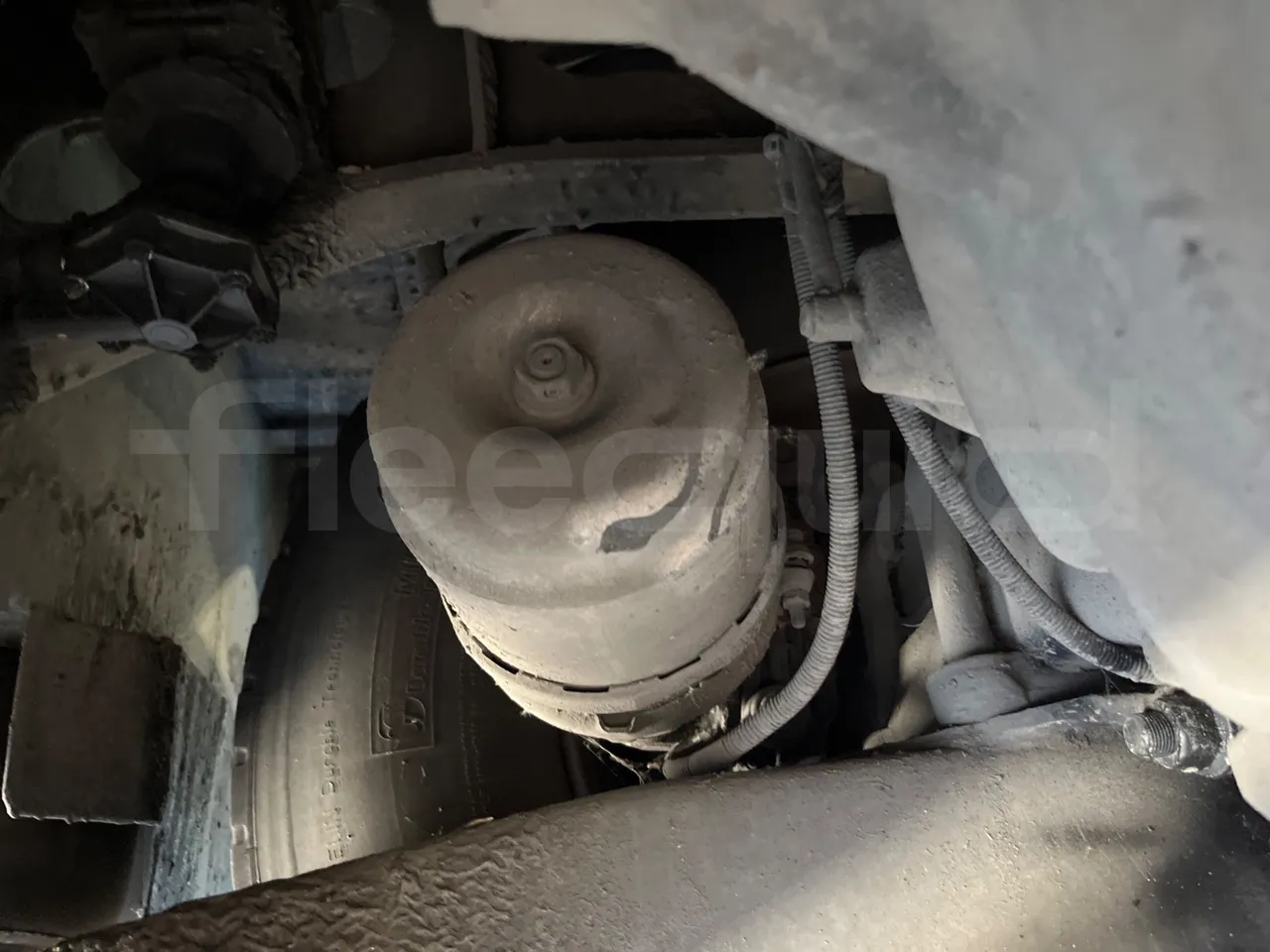 Mercedes-Benz Integro 0550-EUR3-220kW-12m - axle 2 caliper brakes left