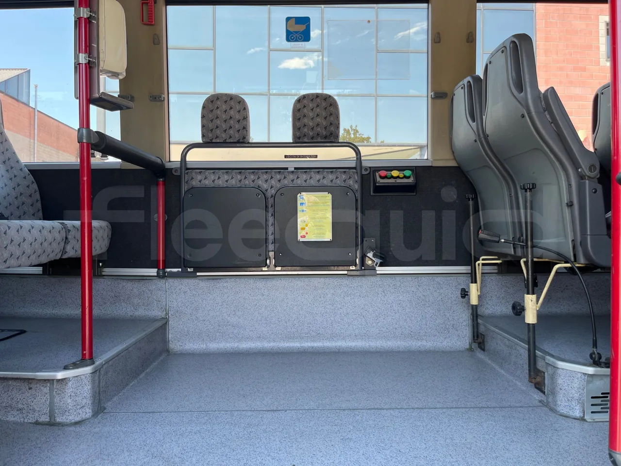 Mercedes-Benz Integro 0550-EUR3-220kW-12m - disabled area photo