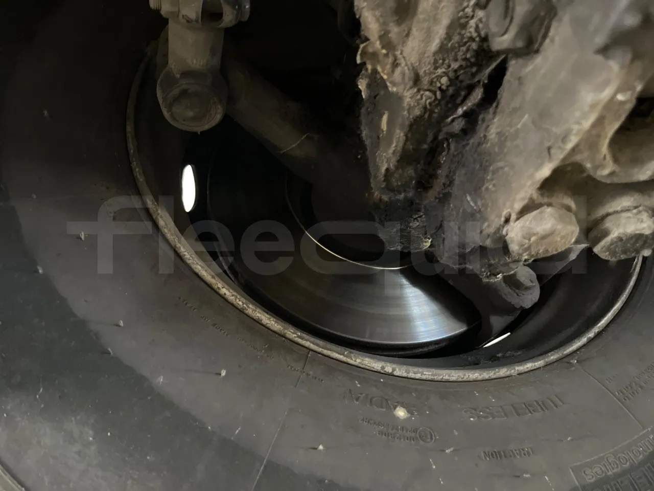 Mercedes-Benz Integro 0550-EUR3-220kW-12m - front discs left