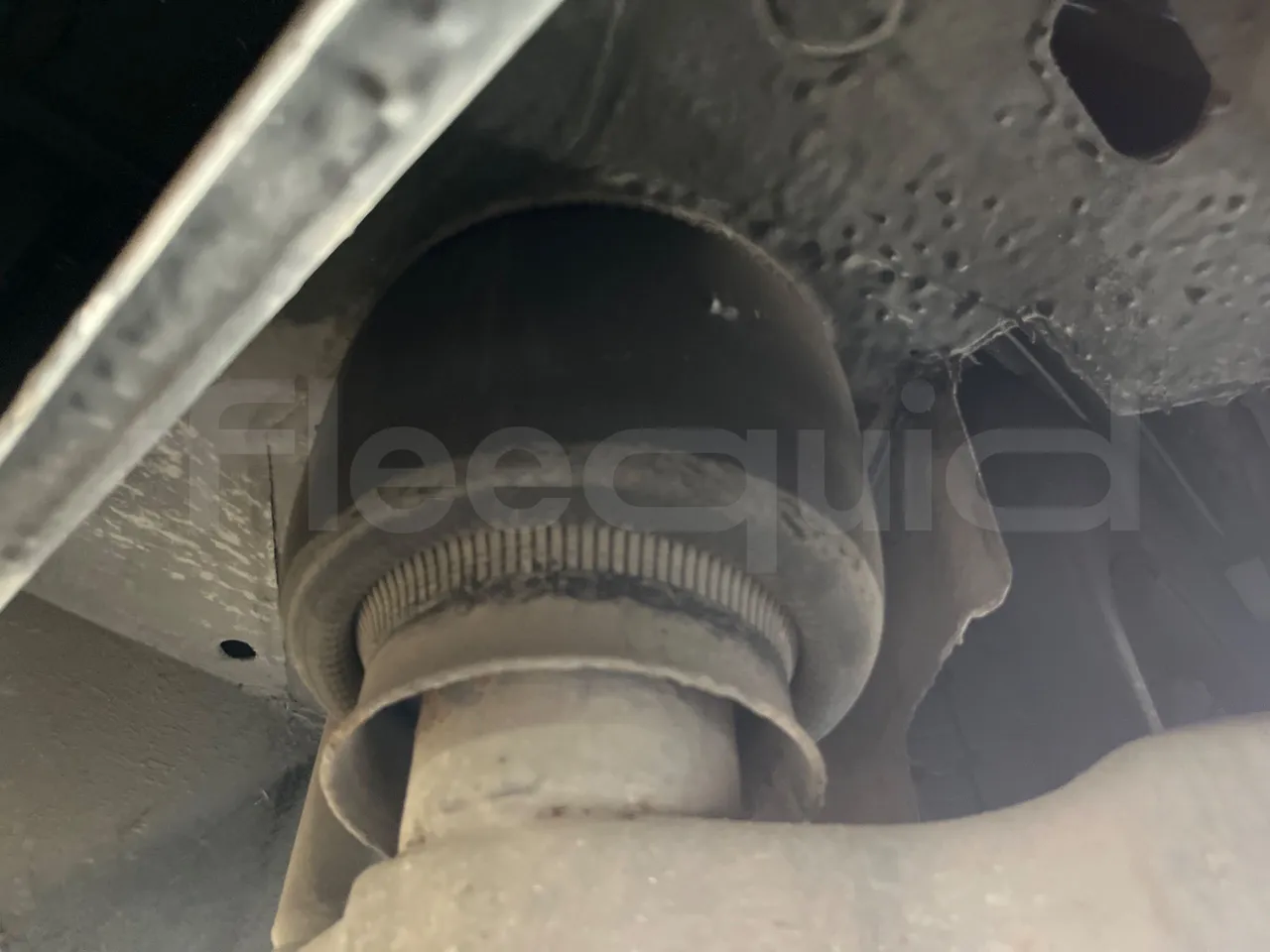 Mercedes-Benz Integro 0550-EUR3-220kW-12m - axle 2 shock absorbers 2 left