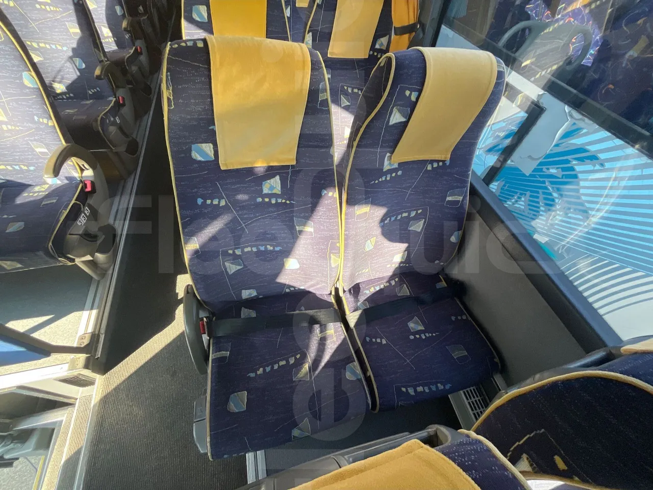 Volvo 9700 B12B  - Euro3 - 309kW - 13.680mt - central seat safety belt