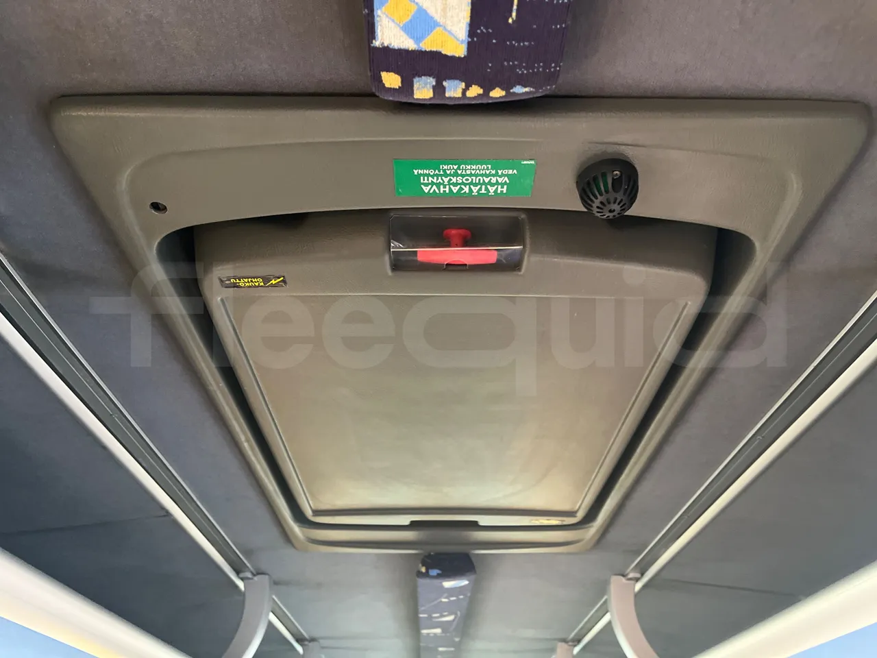 Volvo 9700 B12B  - Euro3 - 309kW - 13.680mt - roof hatch 2