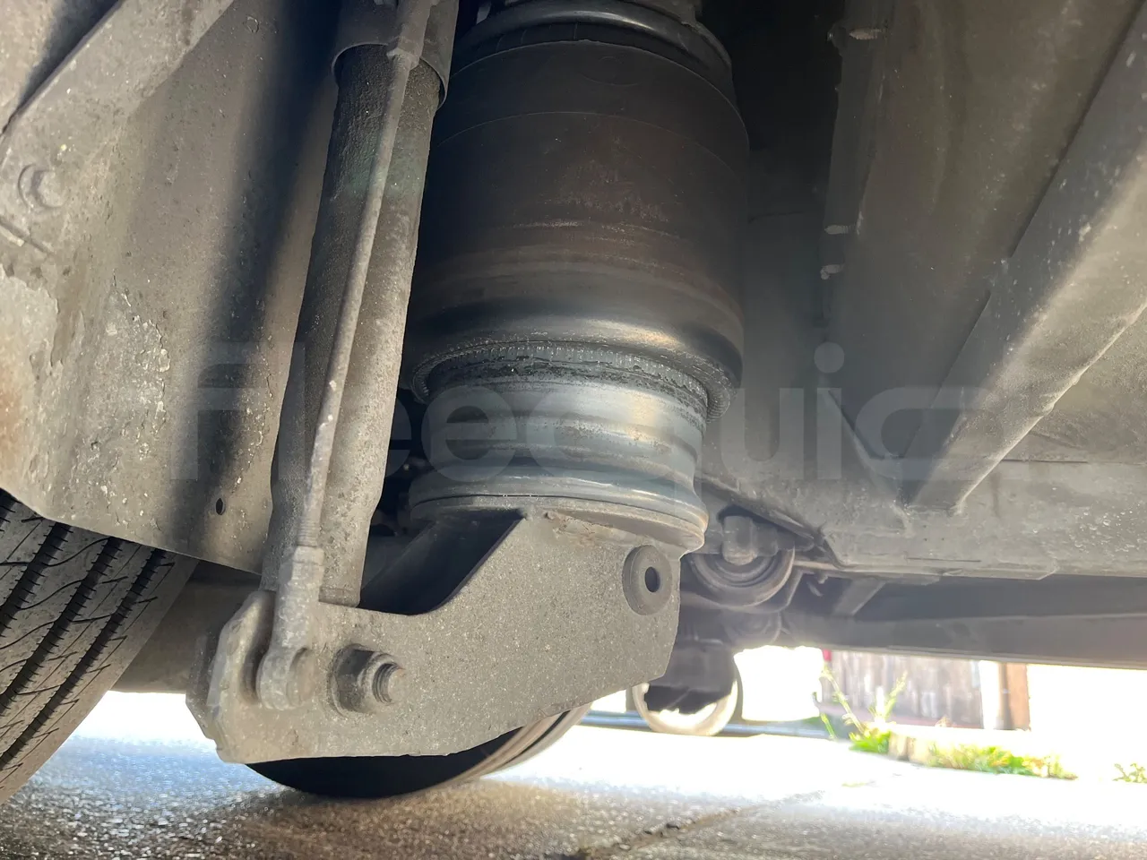 Volvo 9700 B12B  - Euro3 - 309kW - 13.680mt - axle 3 left side