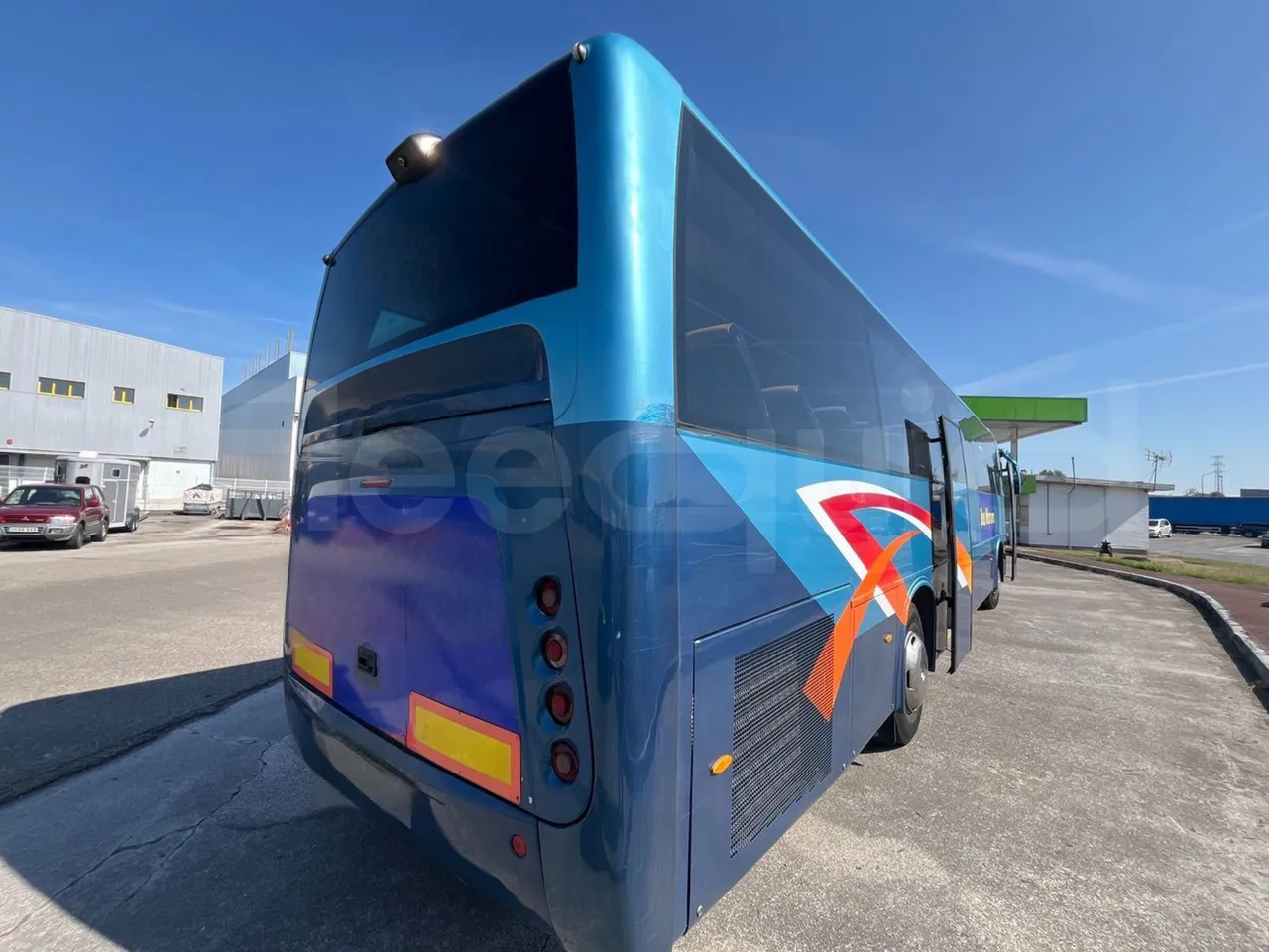 Mercedes-Benz OC 500 RF A4GC10 -EUR4 -260kW -13.5m - 3/4 right rear doors open