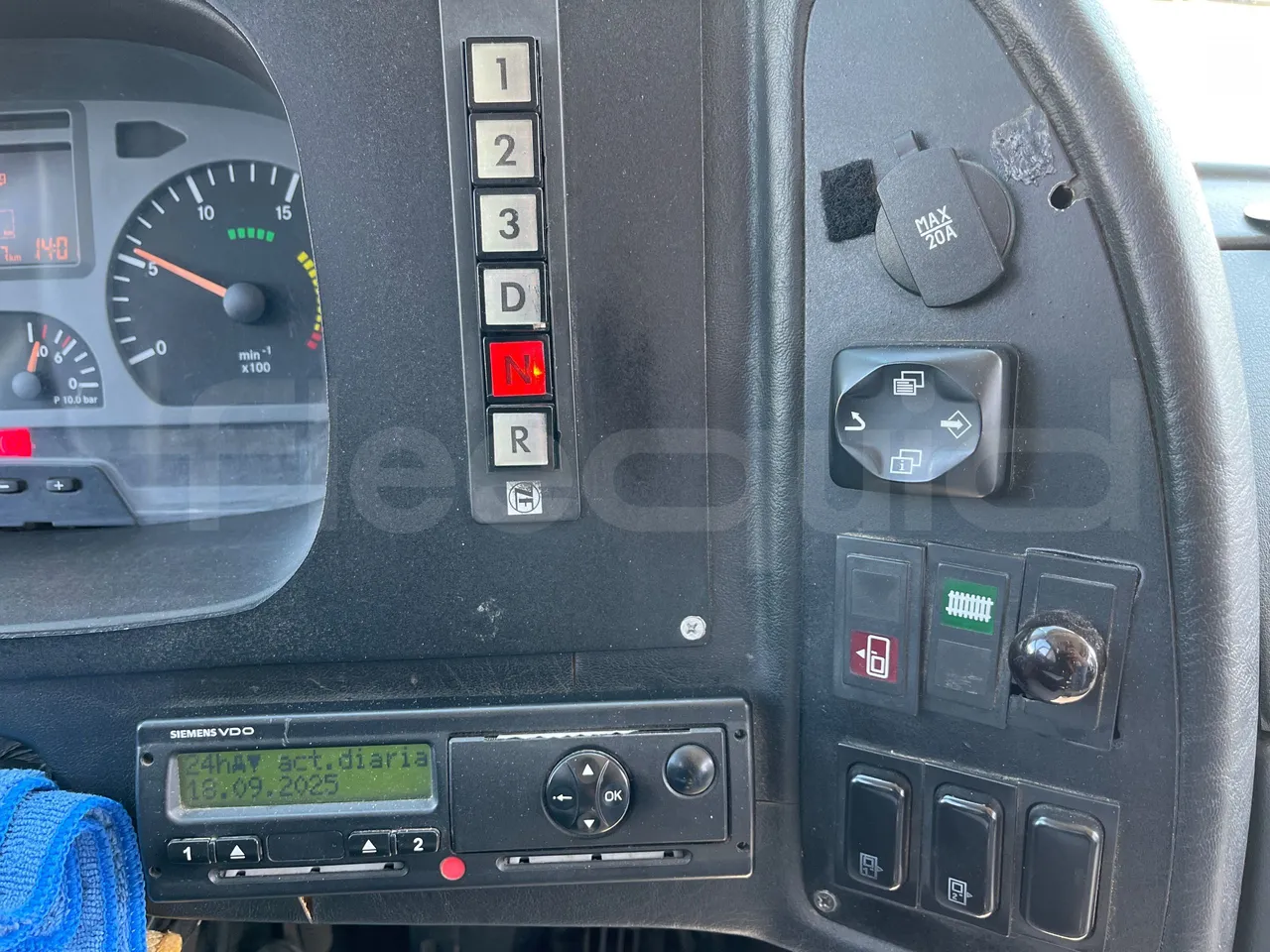 Mercedes-Benz OC 500 RF A4GC10 -EUR4 -260kW -13.5m - onboard devices 1