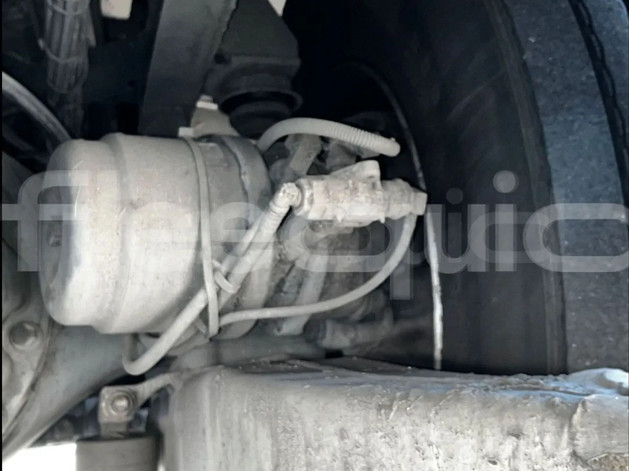 Mercedes-Benz OC 500 RF A4GC10 -EUR4 -260kW -13.5m - axle 2 caliper brakes right