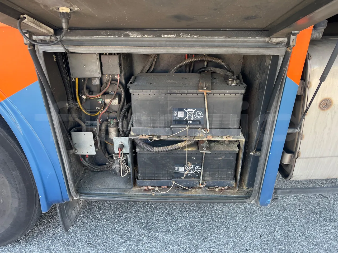 Mercedes-Benz OC 500 RF A4GC10 -EUR4 -260kW -13.5m - external compartments photo