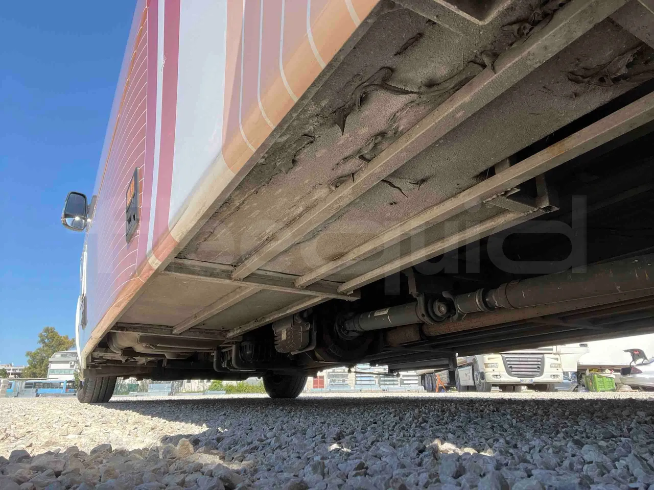 Iveco 70C18 IS72CI2DA - EUR6 - 132kW - 8.900m - axle 2 caliper brakes right
