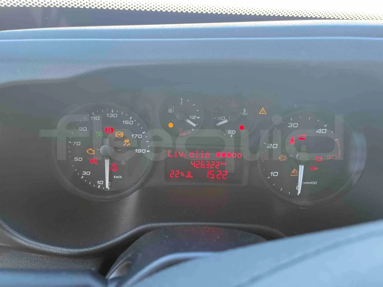 Iveco 70C18 IS72CI2DA - EUR6 - 132kW - 8.900m - dashboard lights on