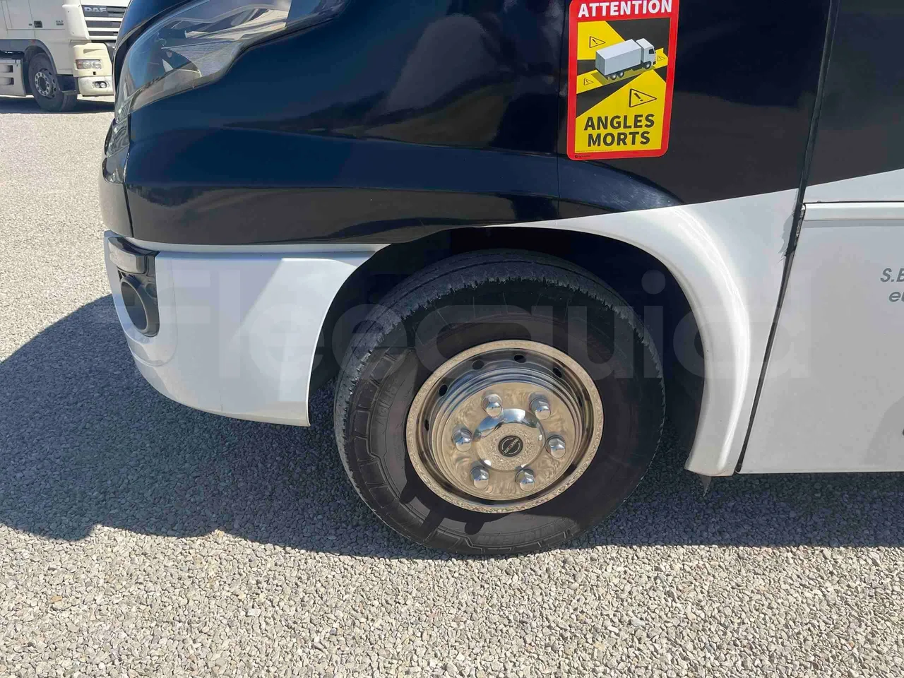 Iveco 70C18 IS72CI2DA - EUR6 - 132kW - 8.900m - tread condition front tires left