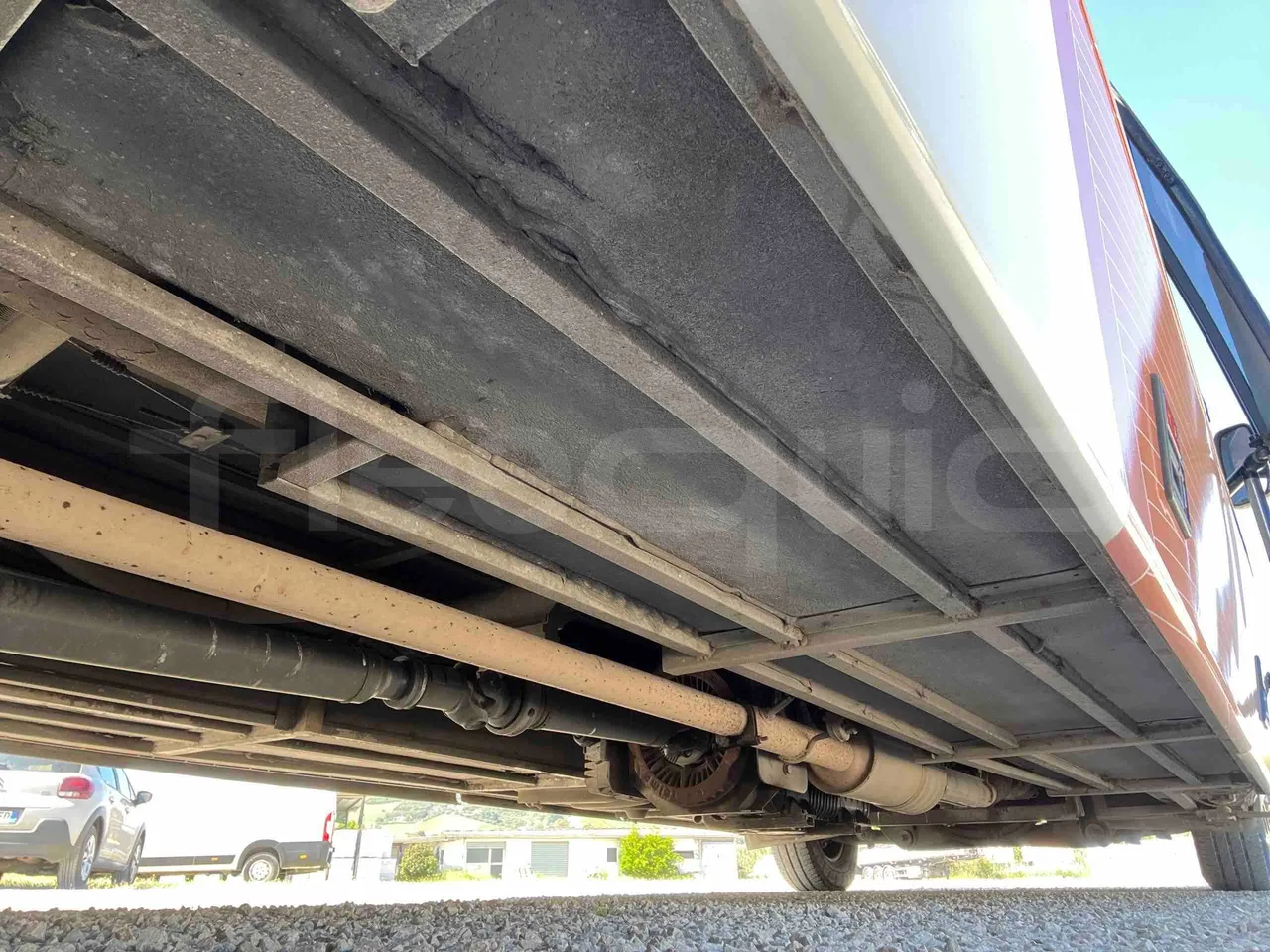 Iveco 70C18 IS72CI2DA - EUR6 - 132kW - 8.900m - axel 2 leaf spring right