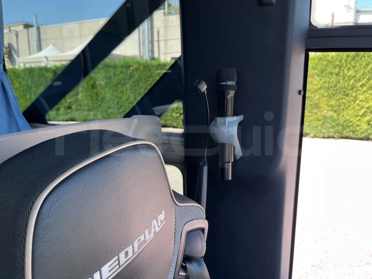 Neoplan Tourliner - Driver Microphone