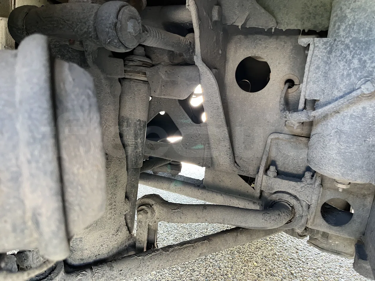 Neoplan Tourliner - First Axle Shock Absorbers Left Side