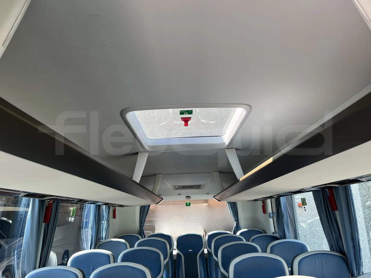Neoplan Tourliner - Roof Hatch 2