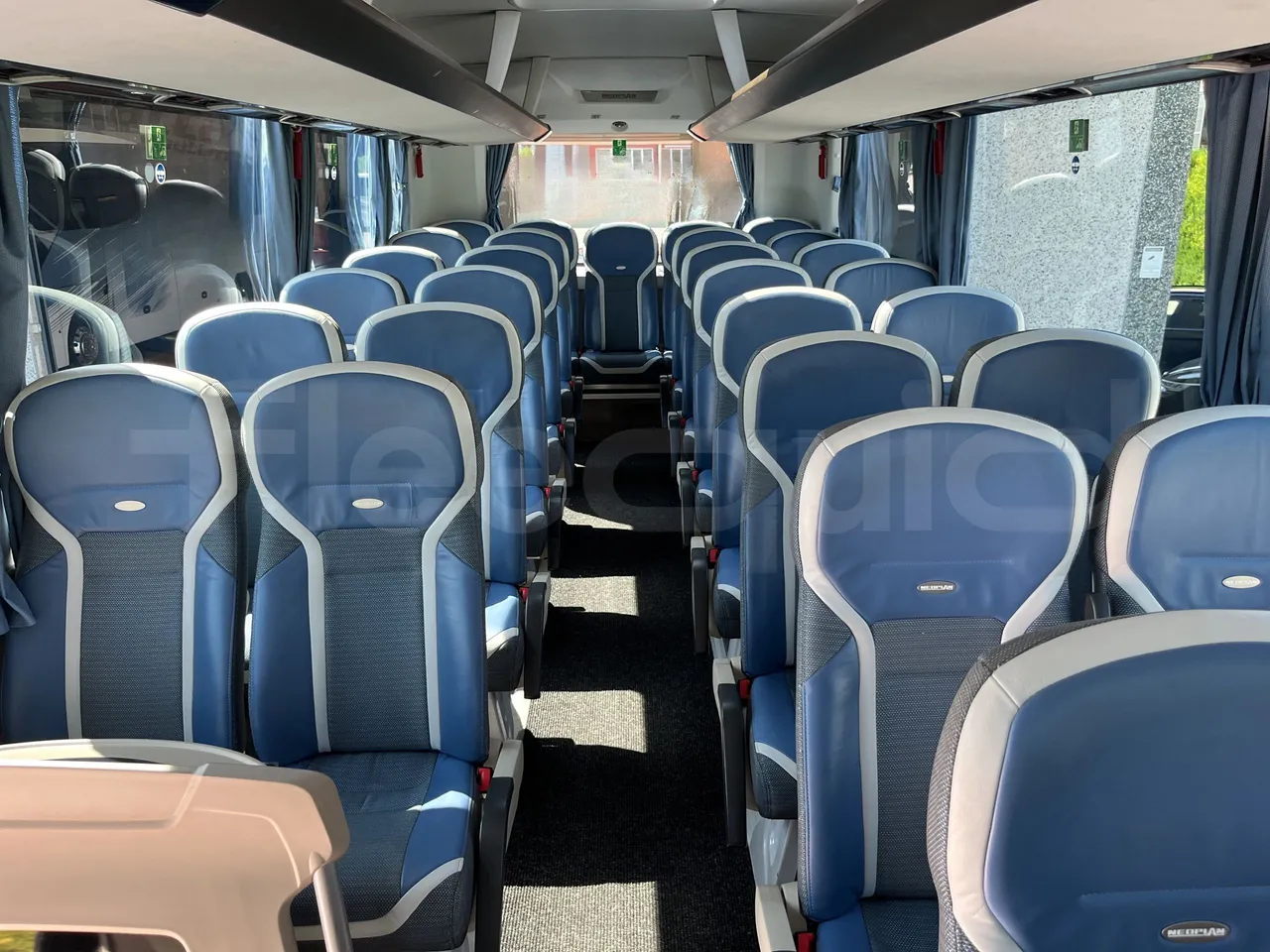 Neoplan Tourliner - Reverse Seats From Middle Position
