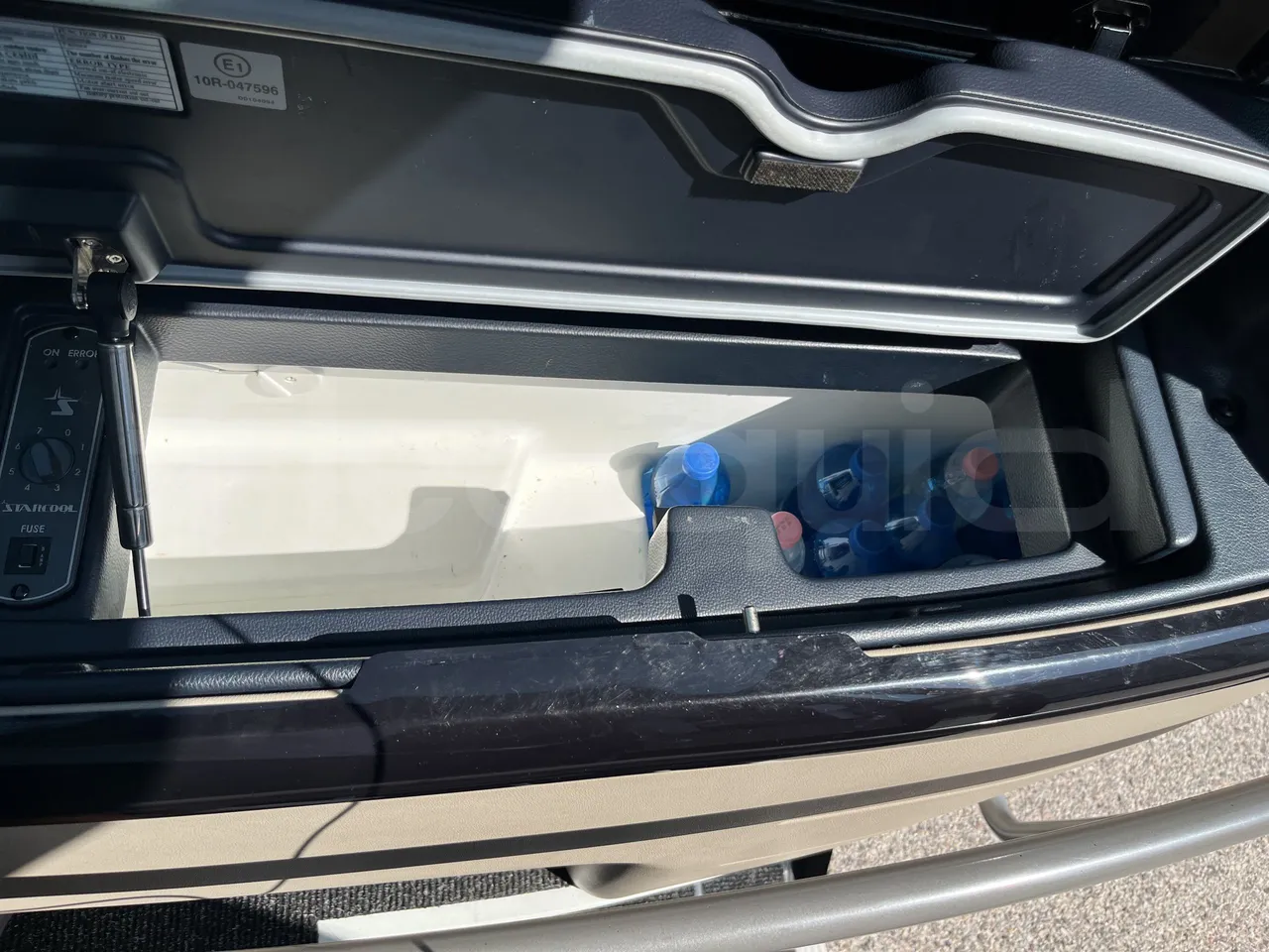 Neoplan Tourliner - Refrigerator