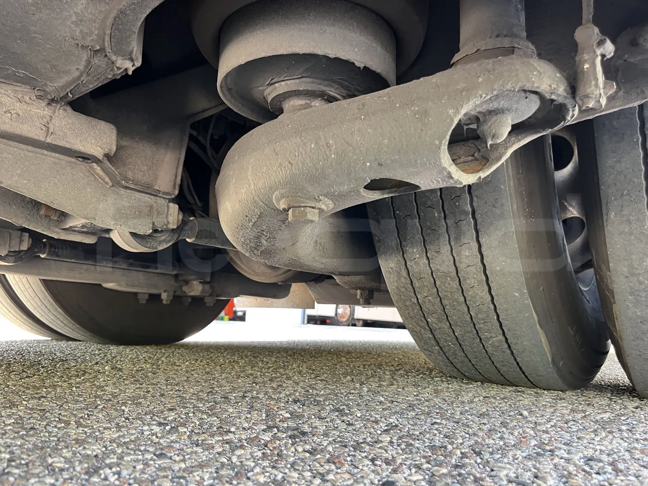 Neoplan Tourliner - Second Axle Central