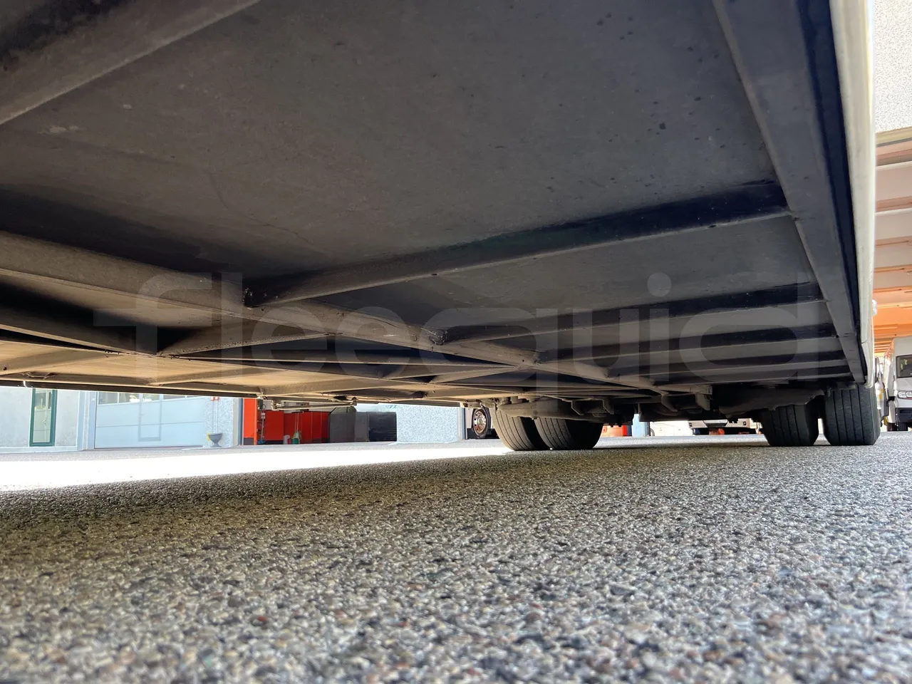 Neoplan Tourliner - Central Undercarriage