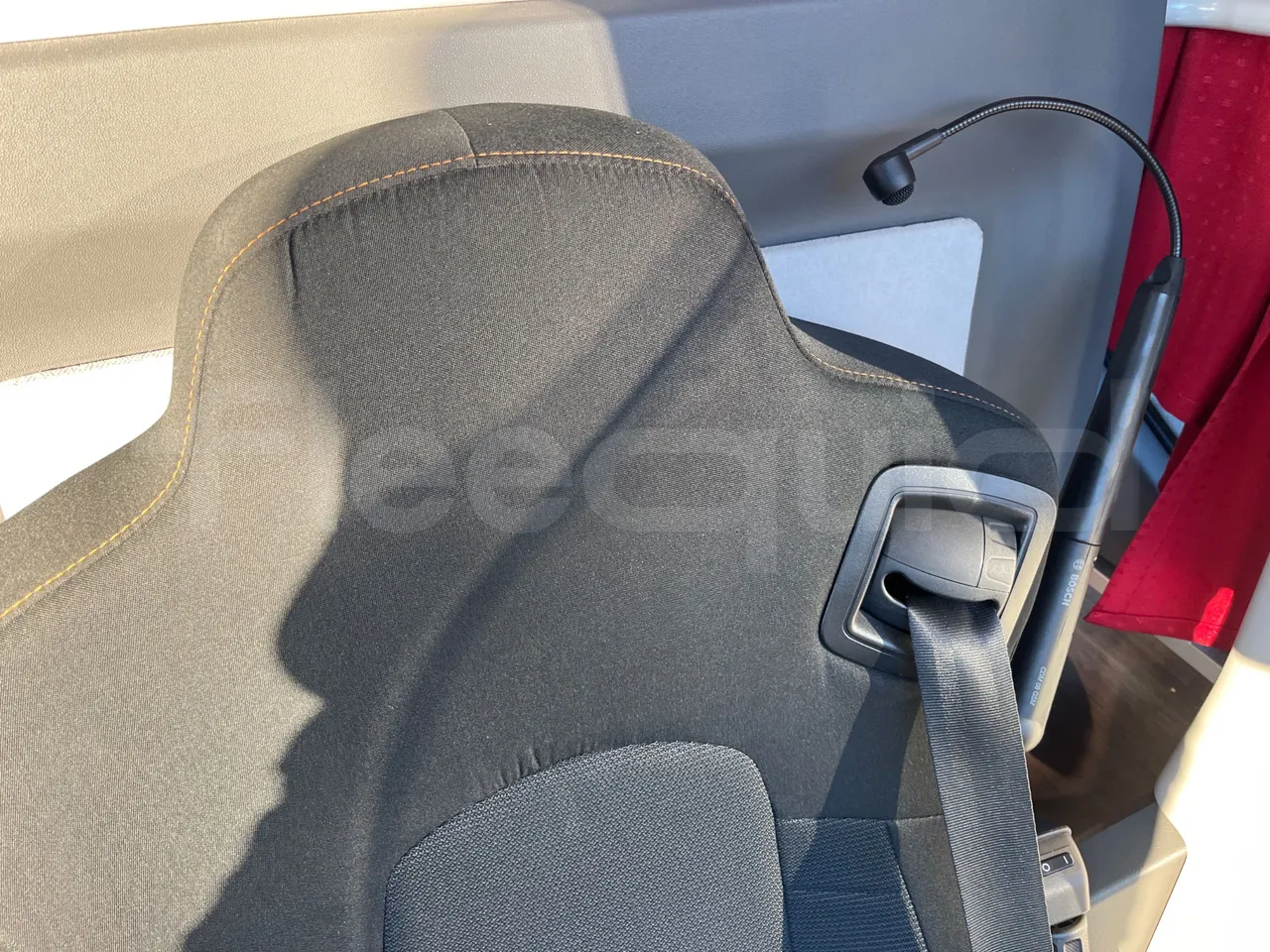 Volvo 9700 B6SC - Euro6 - 345kW - 14mt - driver microphone accessories photo